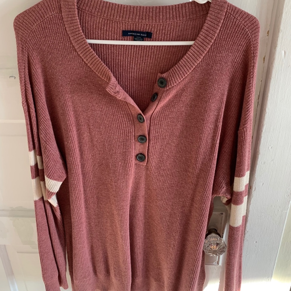 American Eagle Sweater